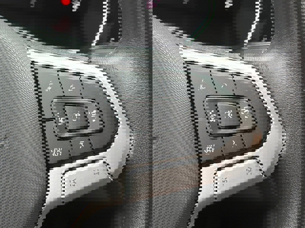 Used 2024 Volkswagen Jetta SE image 19