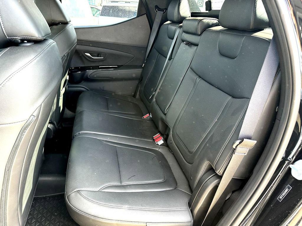 Used 2025 Hyundai Santa Cruz SEL image 19