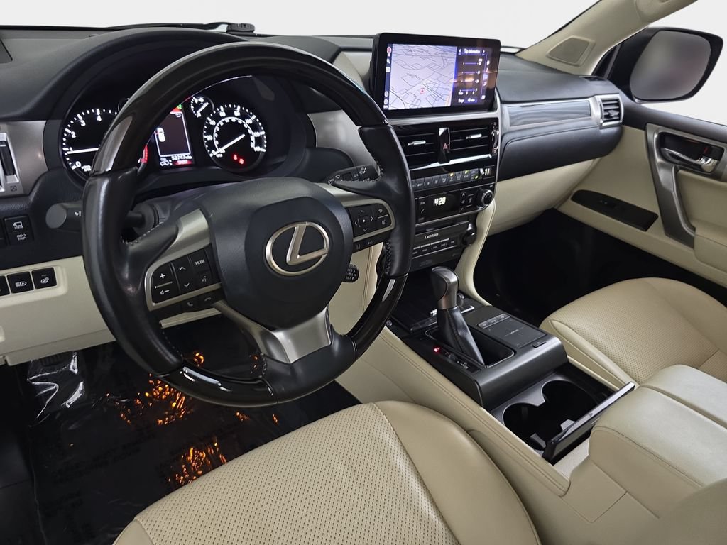 Certified 2023 Lexus GX 460 Luxury w/ Sport Design Package AWD/4WD image 12