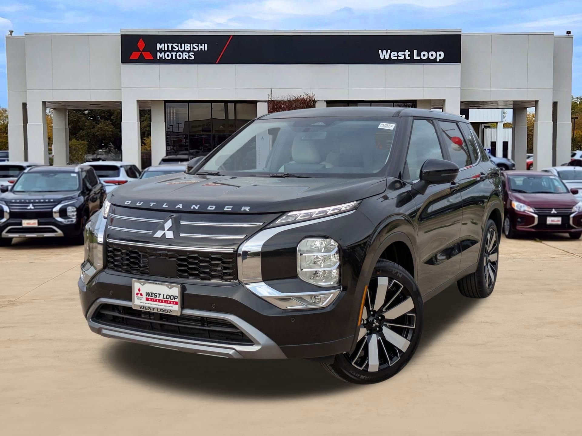 New 2025 Mitsubishi Outlander SE FWD image 1