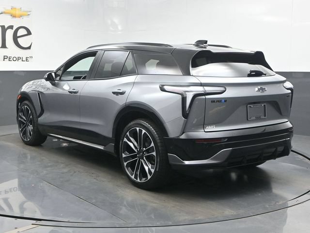 Used 2025 Chevrolet Blazer EV SS AWD/4WD image 36