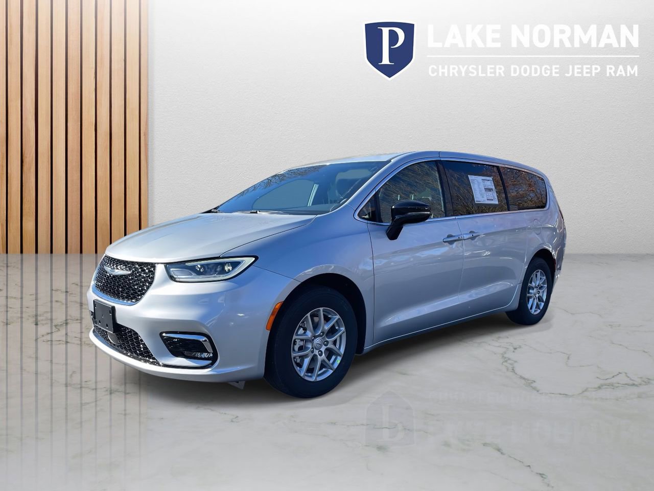 New 2026 Chrysler Pacifica Select FWD image 4
