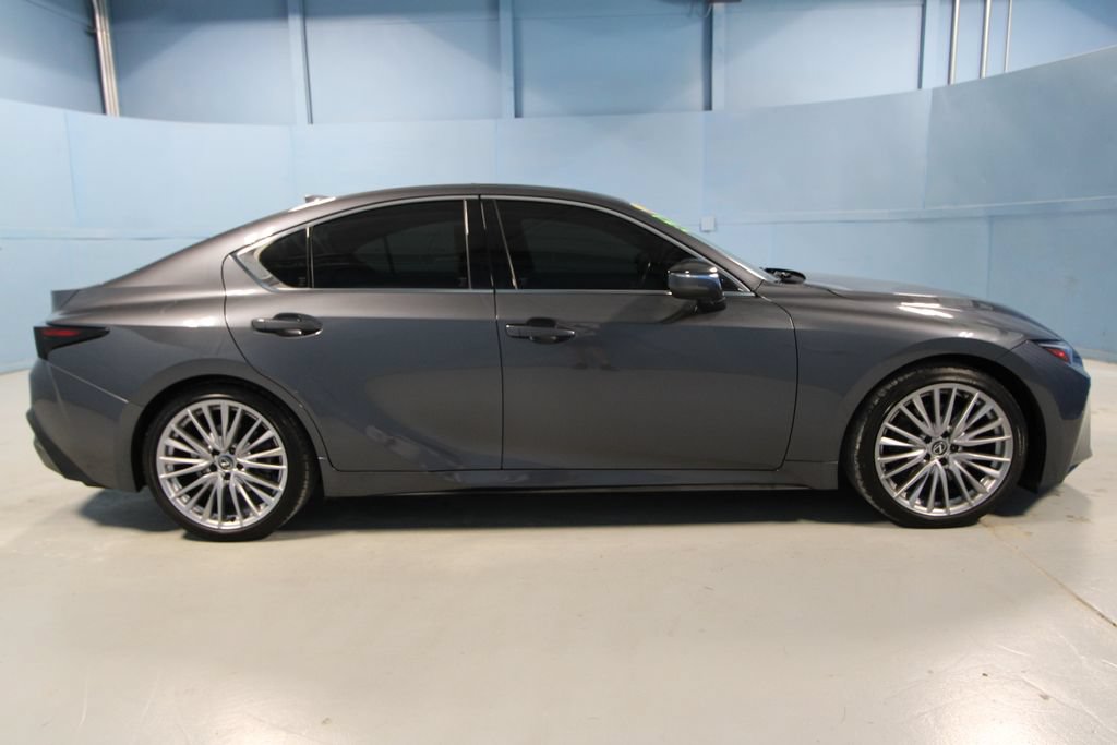 Used 2024 Lexus IS 300 w/ Premium Package RWD image 34
