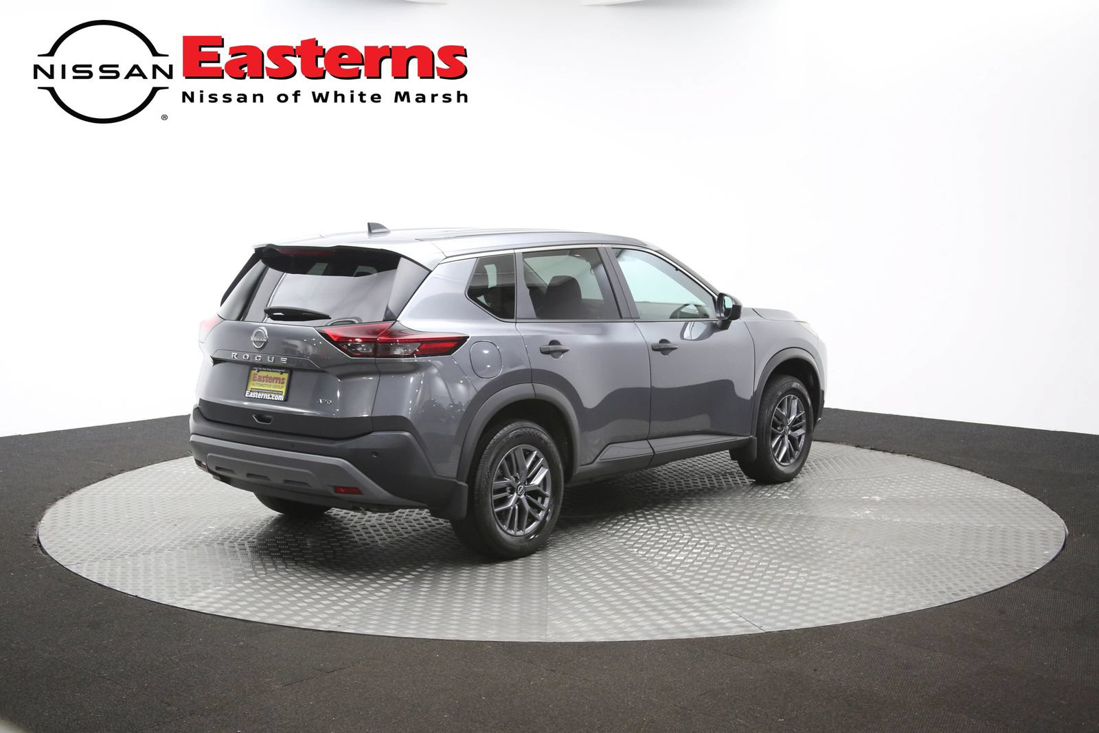 Used 2023 Nissan Rogue S AWD/4WD image 39