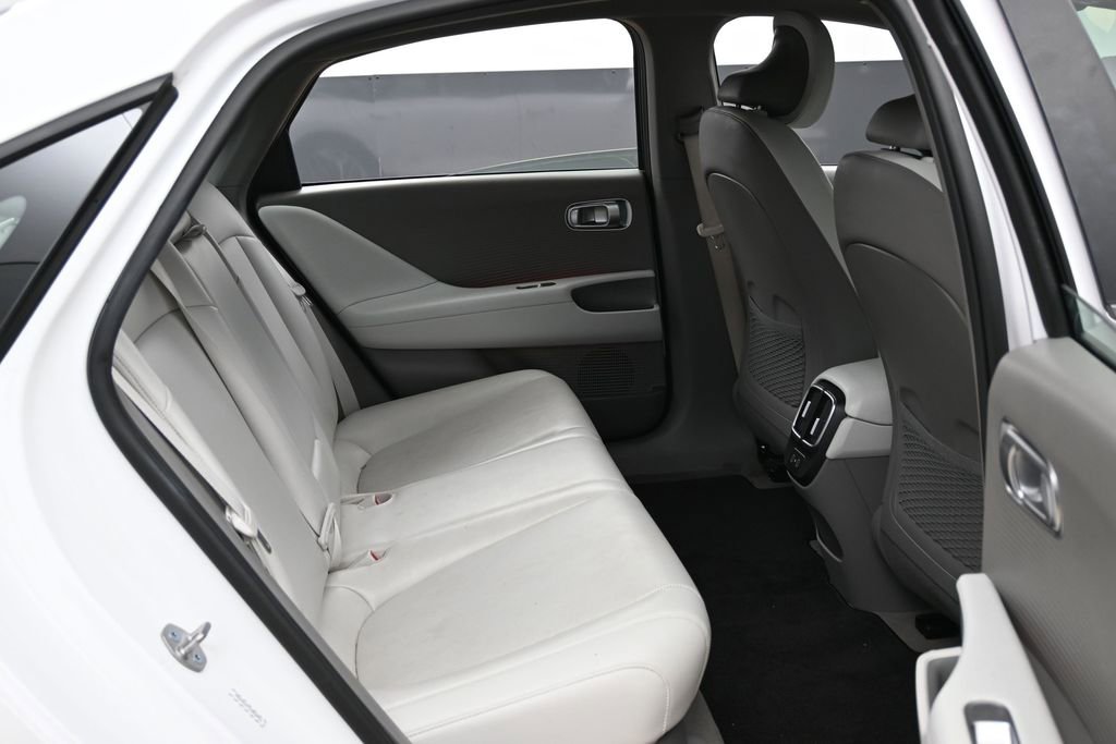 Used 2023 Hyundai Ioniq 6 SEL AWD/4WD image 35