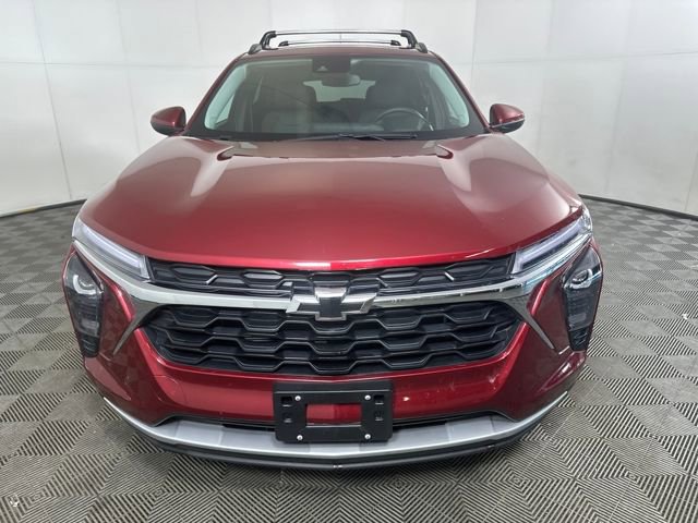 Used 2025 Chevrolet Trax LT w/ Driver Confidence Package image 8