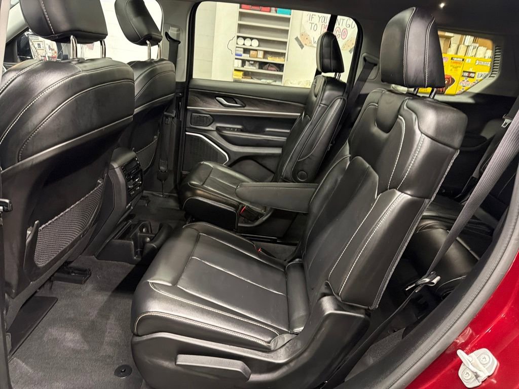 Used 2021 Jeep Grand Cherokee L Limited image 19