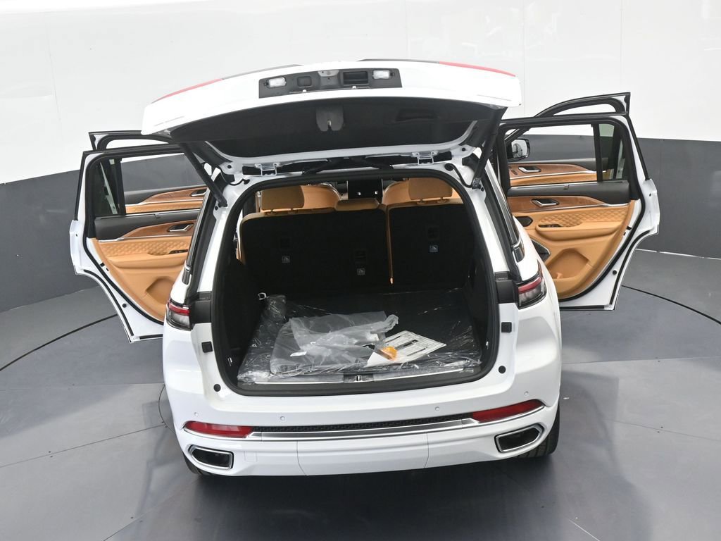New 2025 Jeep Grand Cherokee Summit image 73
