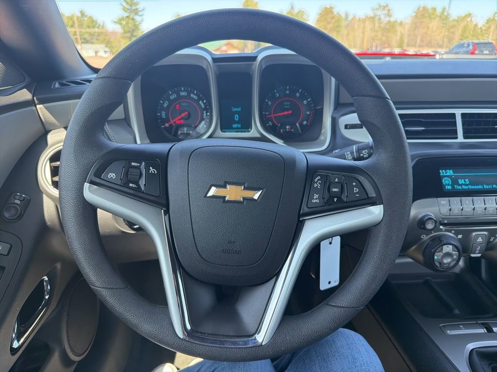 Used 2014 Chevrolet Camaro LS RWD image 11