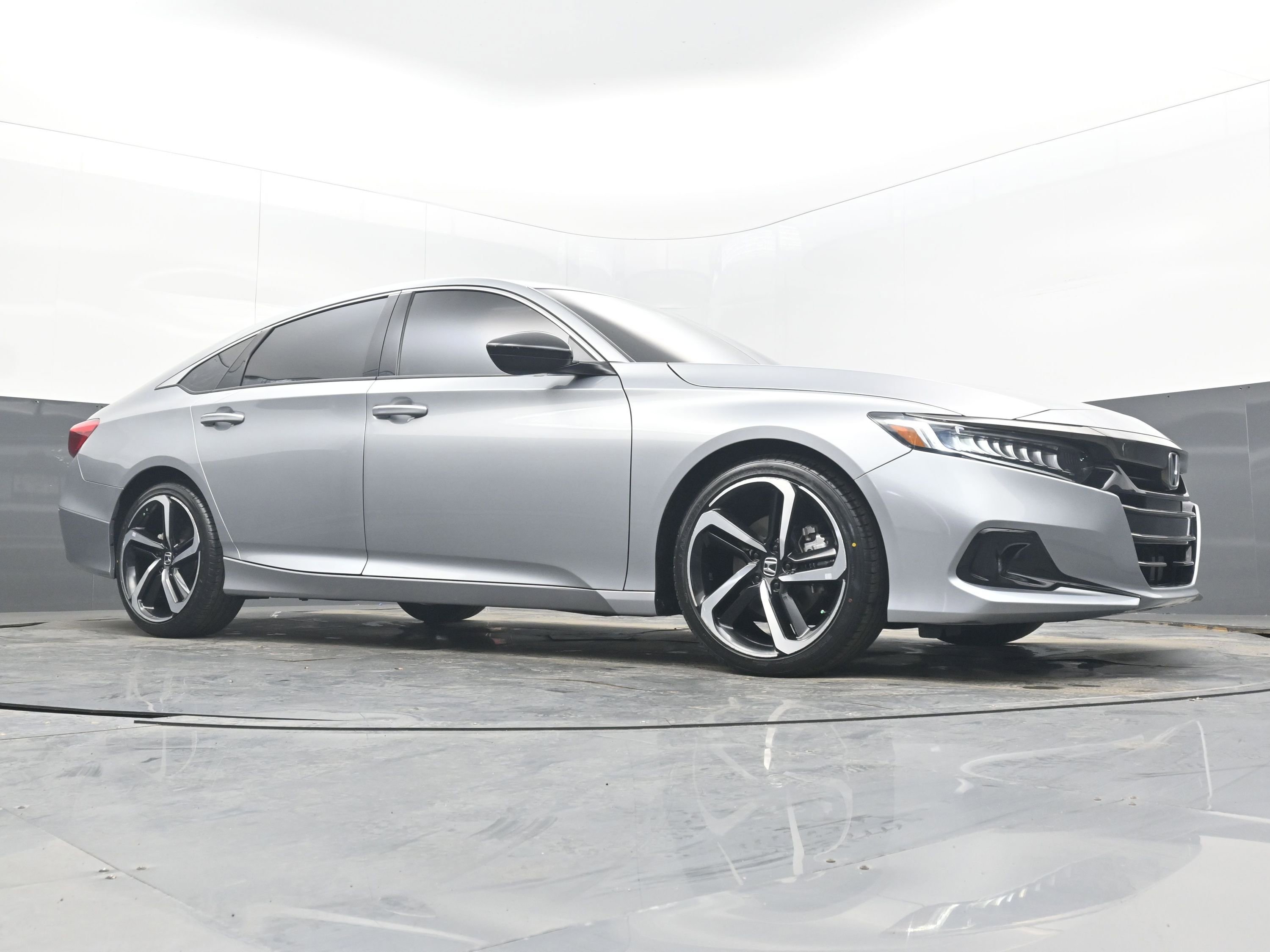 Used 2022 Honda Accord Sport image 21