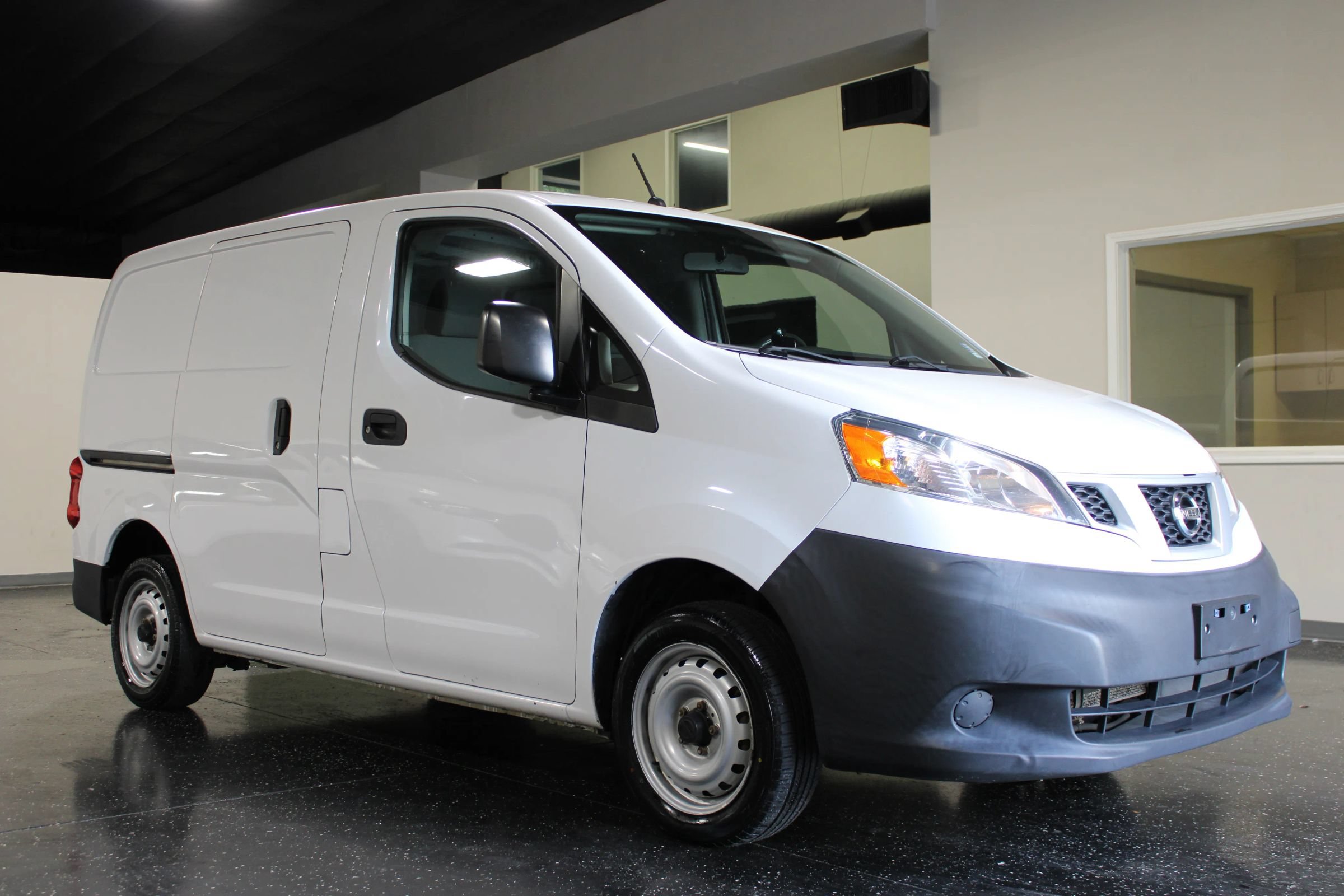 Used 2019 Nissan NV200 S w/ Cruise Control Package FWD image 1