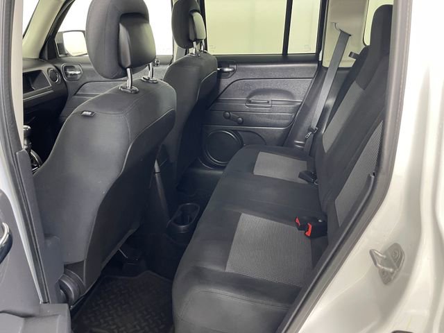 Used 2014 Jeep Patriot Sport FWD image 15