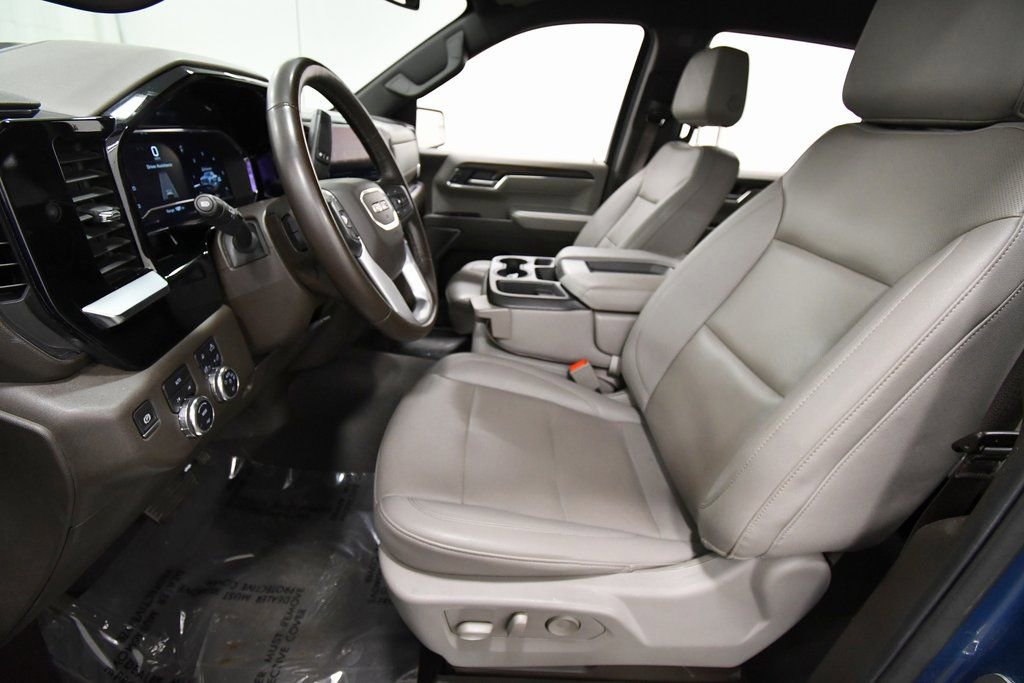 Used 2024 GMC Sierra 1500 SLT image 13