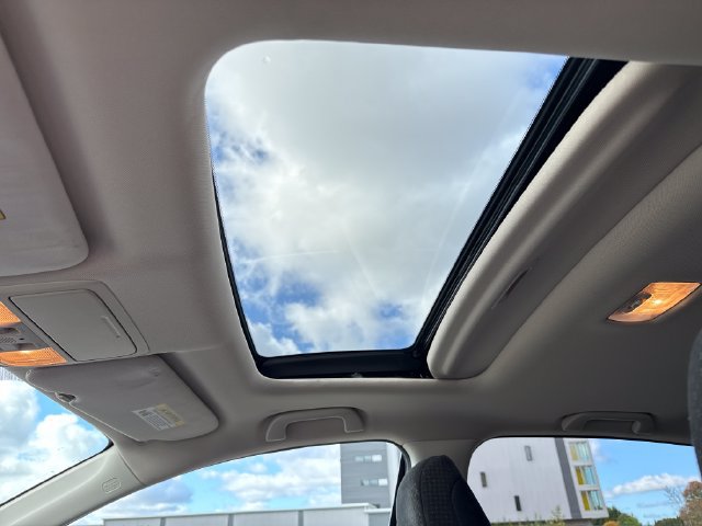Used 2015 Honda CR-V EX image 29