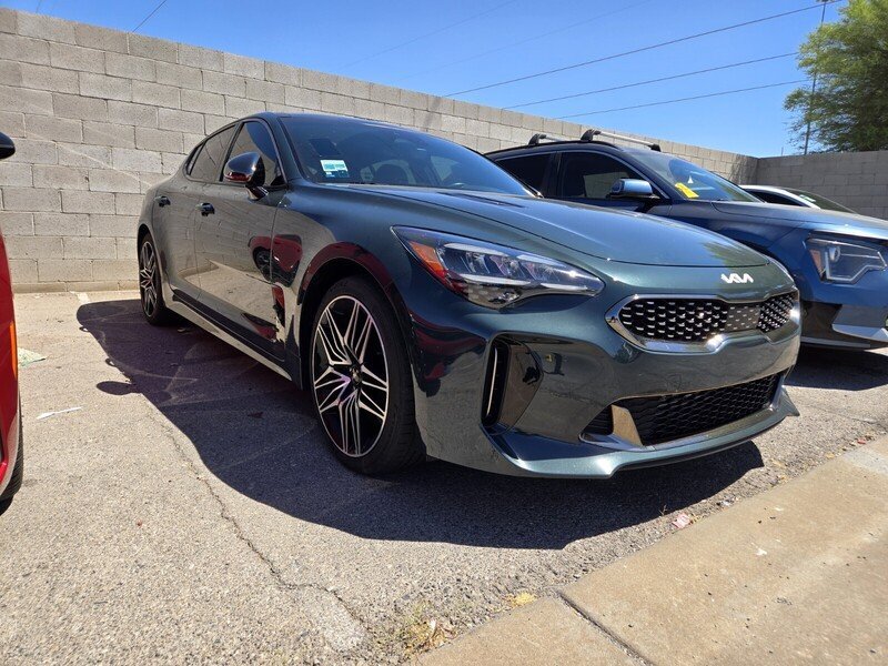 Certified 2022 Kia Stinger GT1 RWD image 2