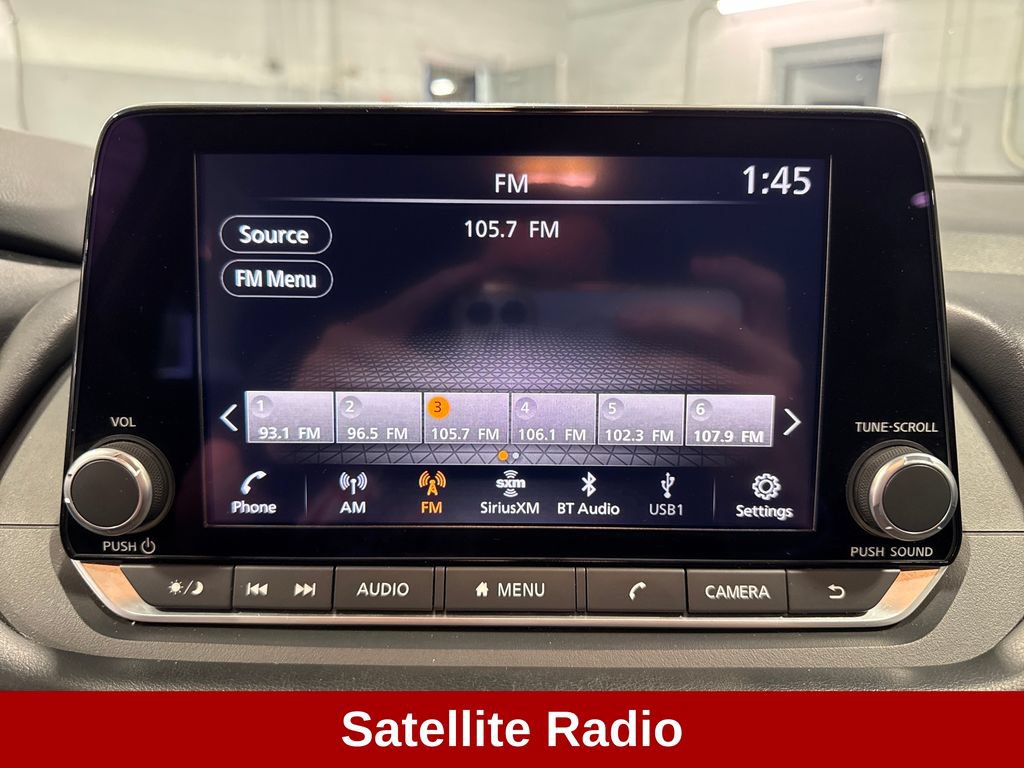 Used 2024 Nissan Rogue SV AWD/4WD image 11