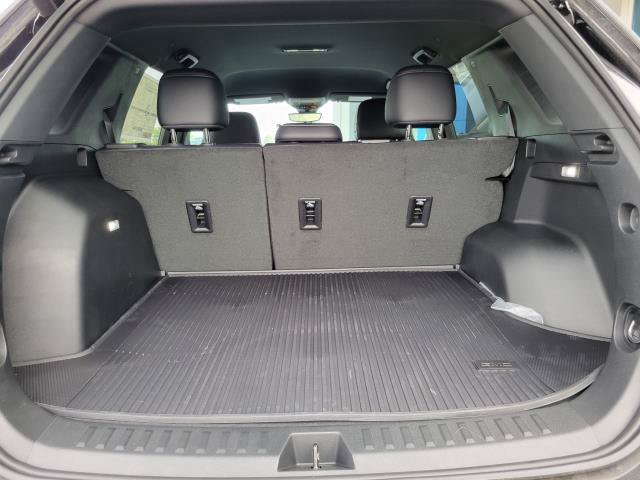 New 2026 GMC Terrain Elevation w/ Elevation Premium Package AWD/4WD image 9