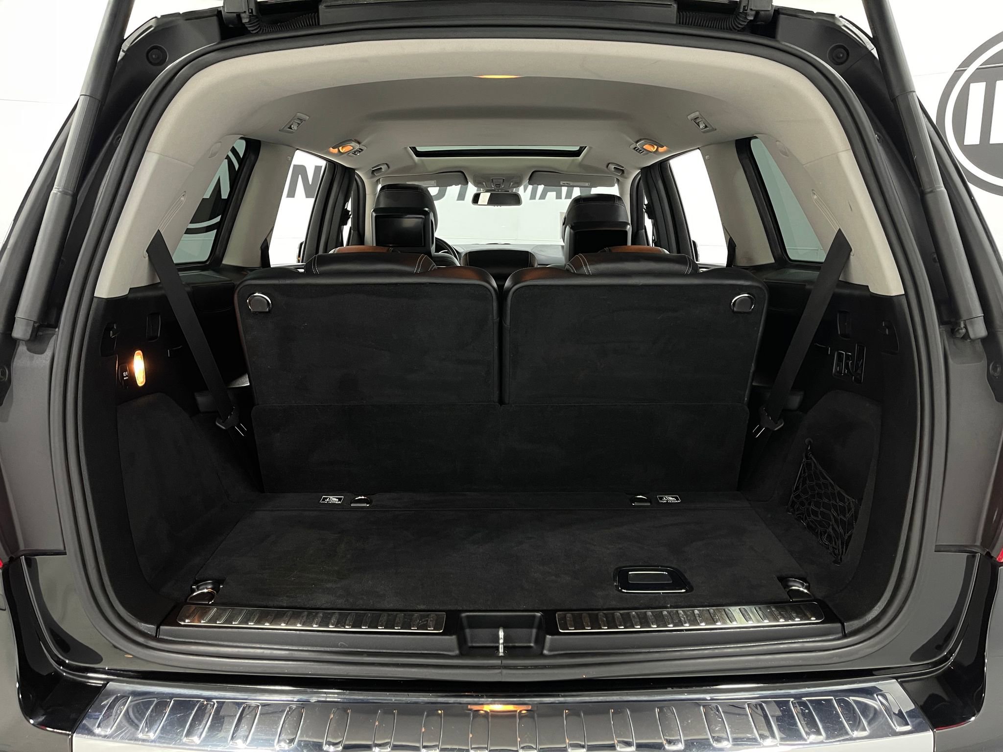 Used 2016 Mercedes-Benz GL 450 4MATIC w/ Premium I Package image 28