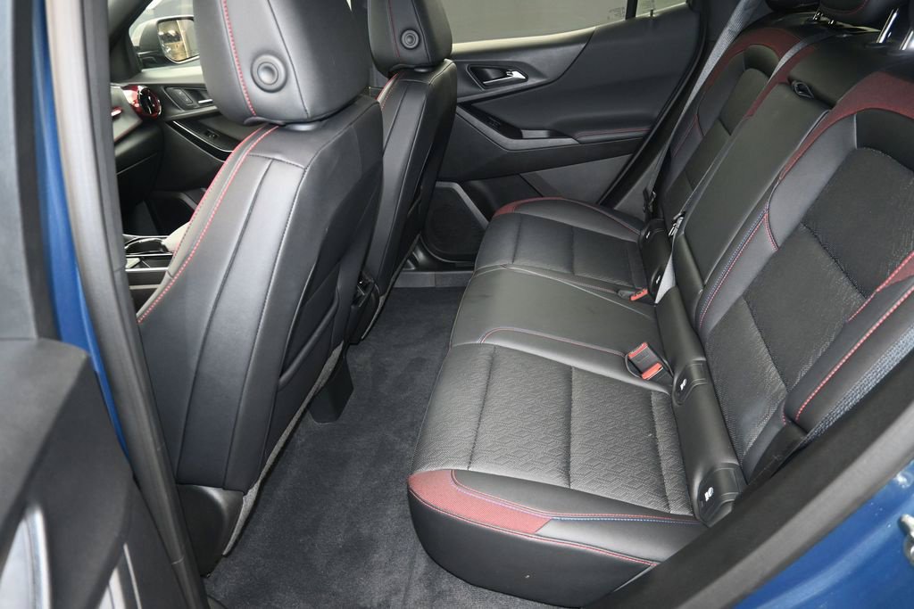 Used 2025 Chevrolet Equinox RS w/ Convenience Package III FWD image 12