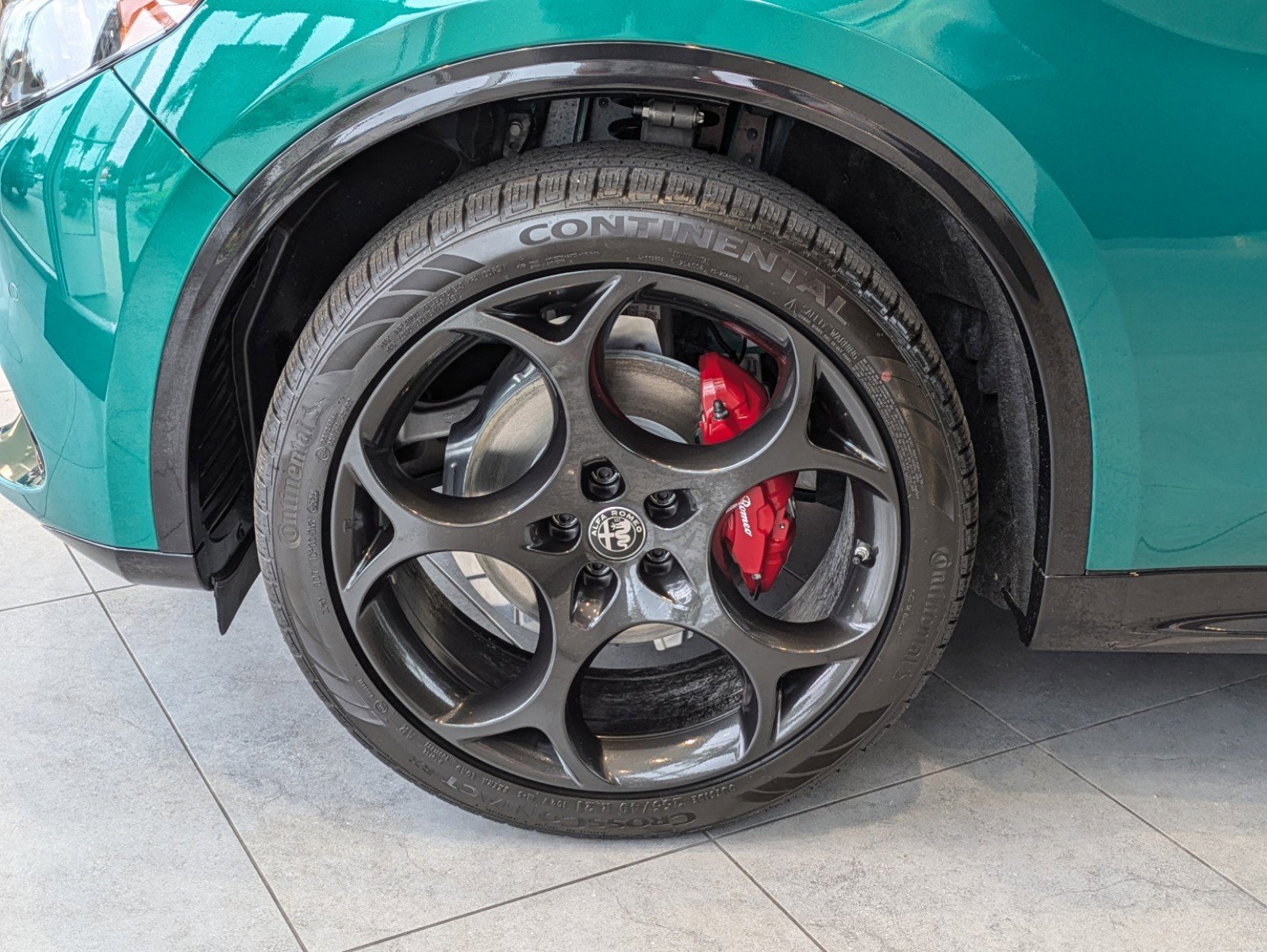 New 2025 Alfa Romeo Stelvio Sprint w/ Veloce Package image 10
