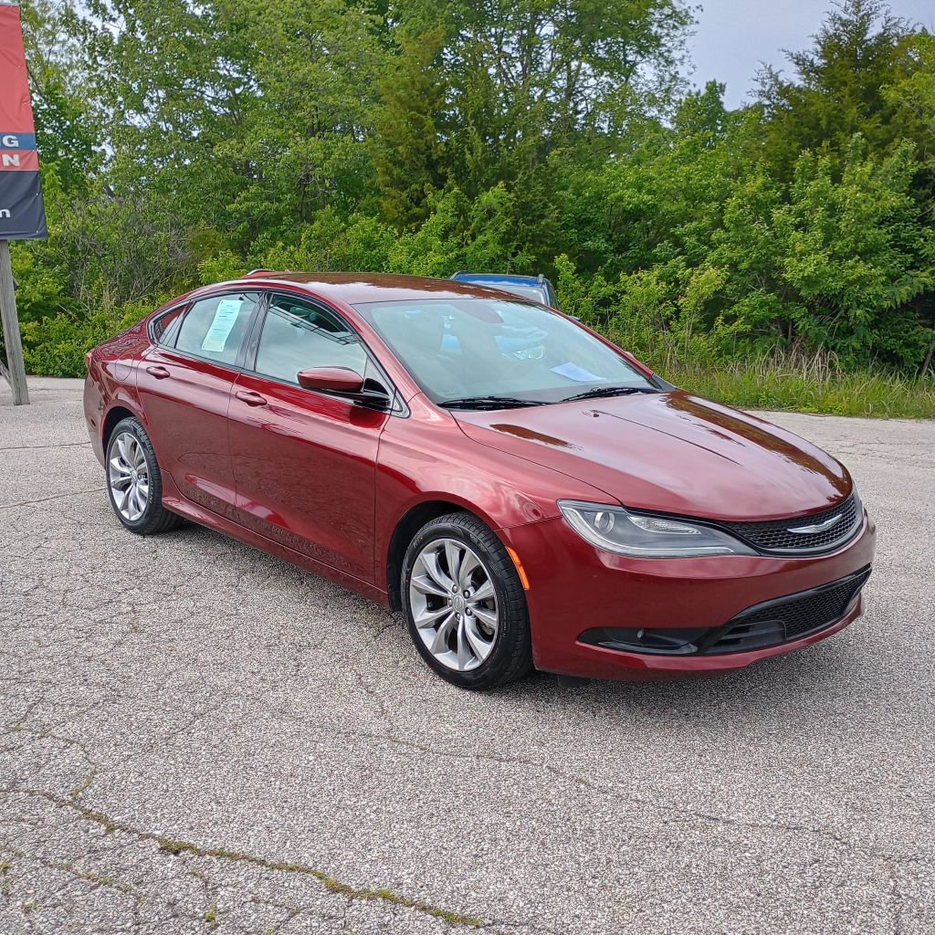 Used 2015 Chrysler 200 S w/ Navigation & Sound Group I FWD image 7
