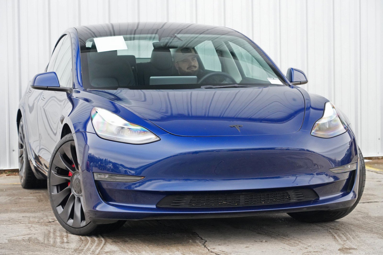 Used 2023 Tesla Model 3 Performance image 4