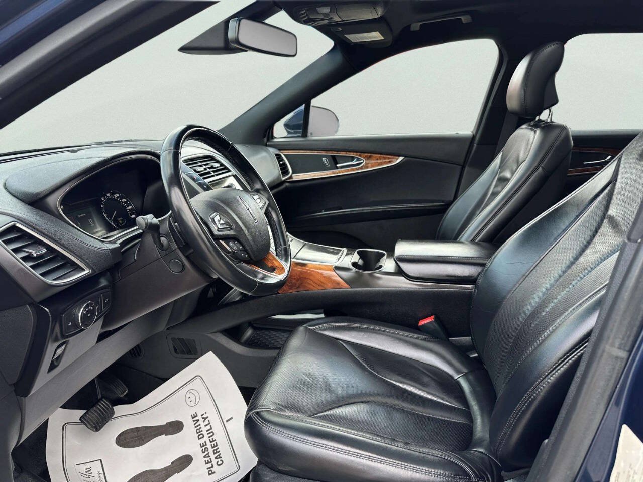 Used 2017 Lincoln MKX Reserve AWD/4WD image 9