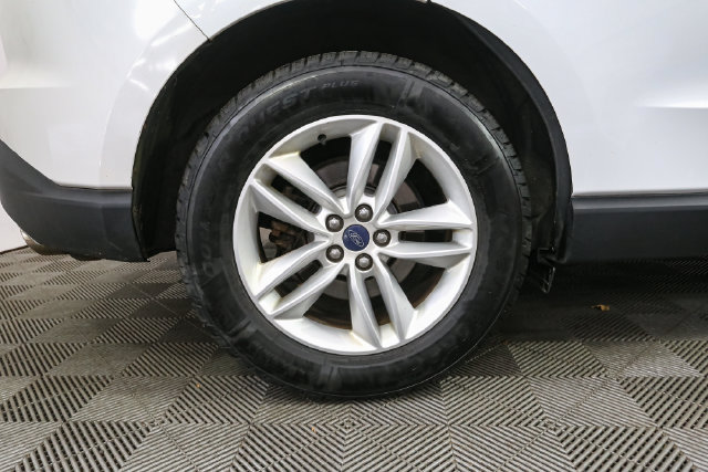 Used 2015 Ford Edge SEL w/ Equipment Group 201A AWD/4WD image 15