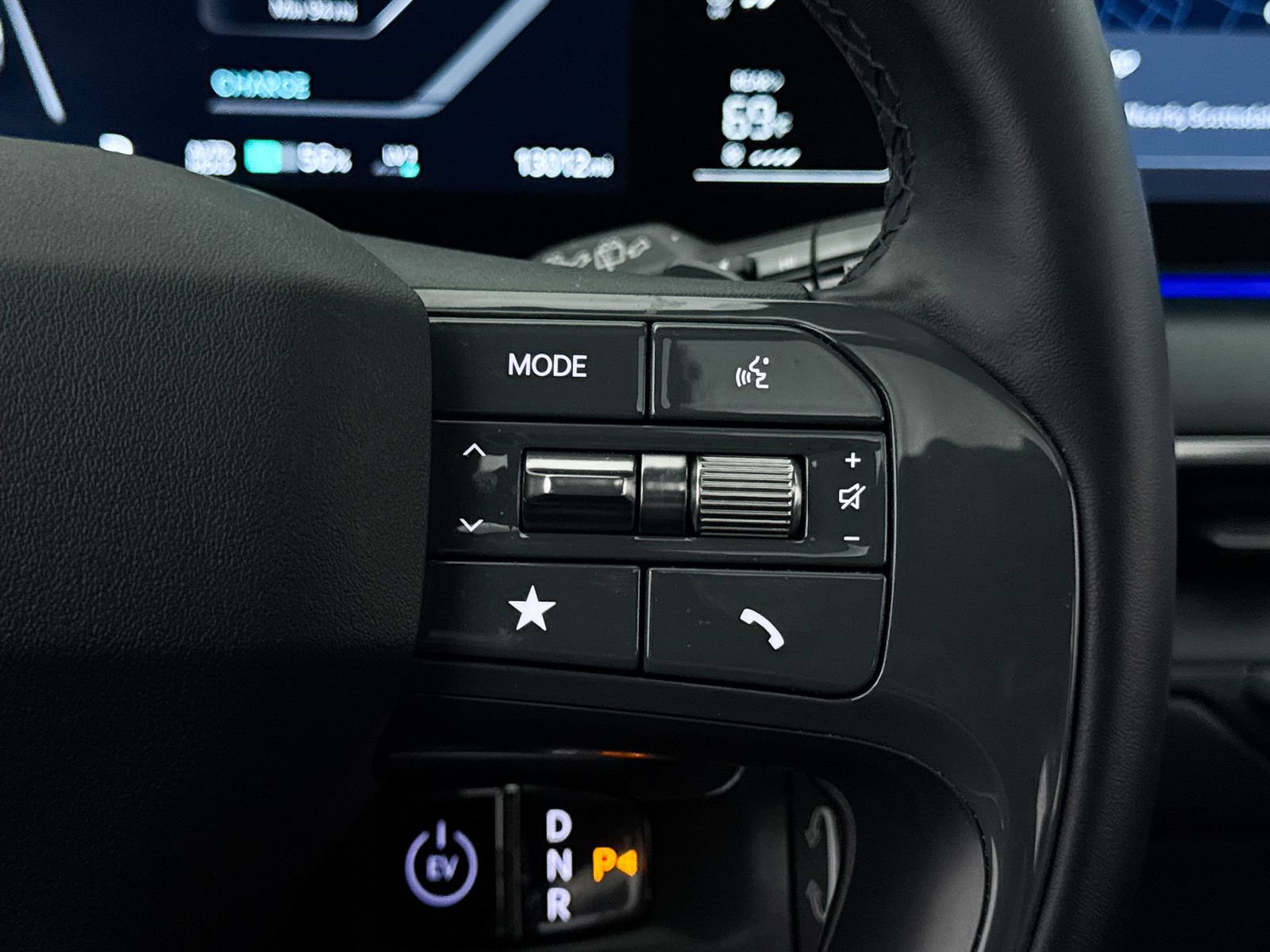 Certified 2024 Kia EV9 GT-Line AWD/4WD image 42