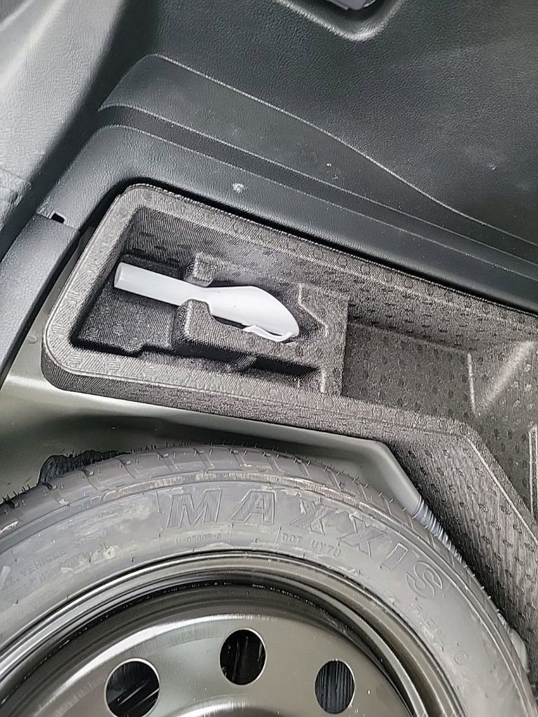 Used 2022 Ford Edge Titanium image 24