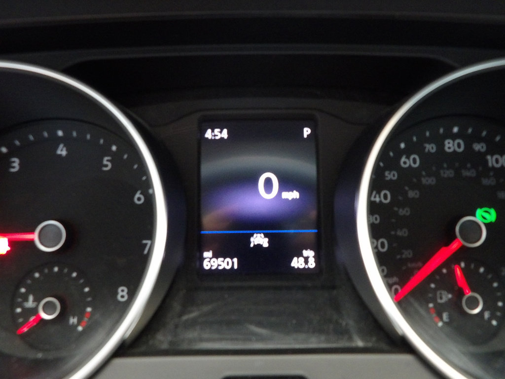 Used 2021 Volkswagen Tiguan SE FWD image 29