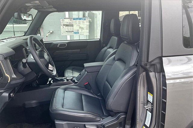 New 2025 Ford Bronco Badlands image 9