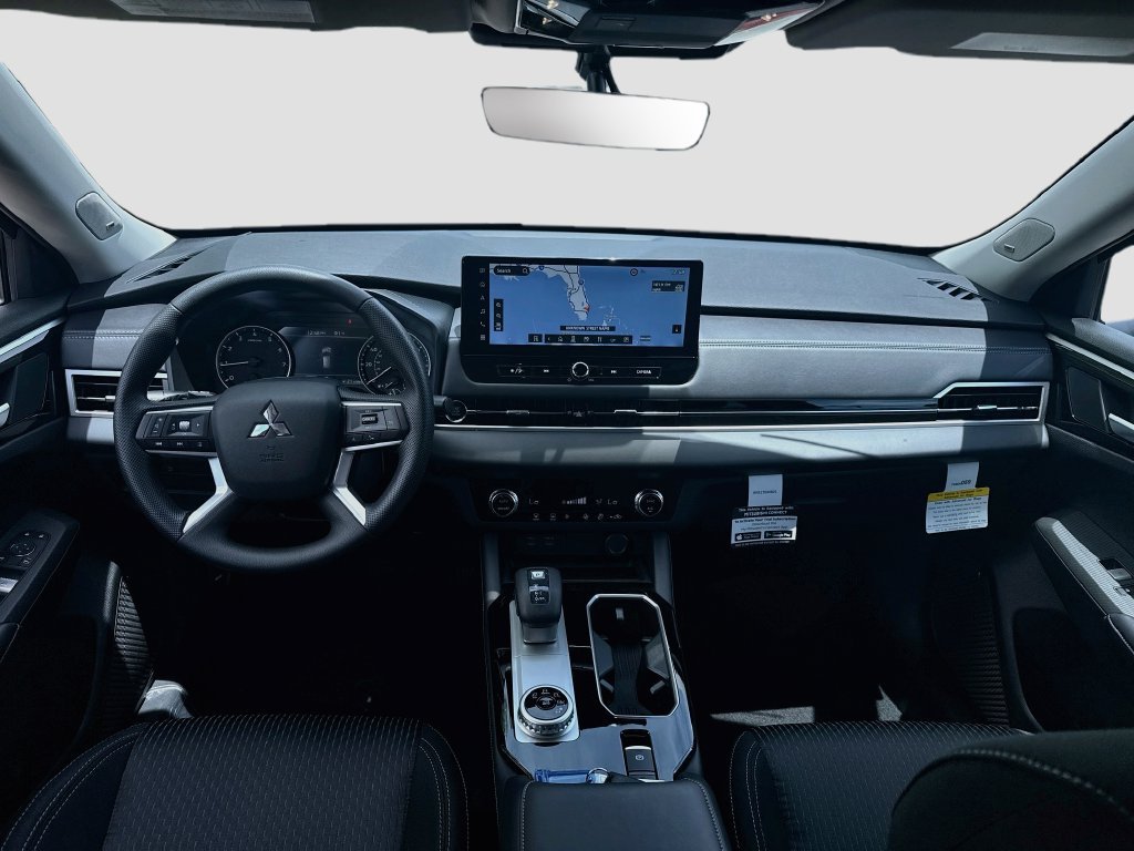 New 2026 Mitsubishi Outlander ES FWD image 23