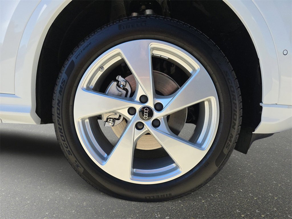 New 2025 Audi Q5 Prestige image 33