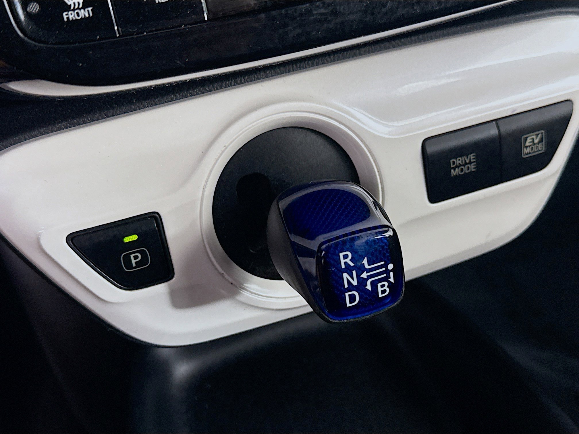 Used 2016 Toyota Prius Two image 20