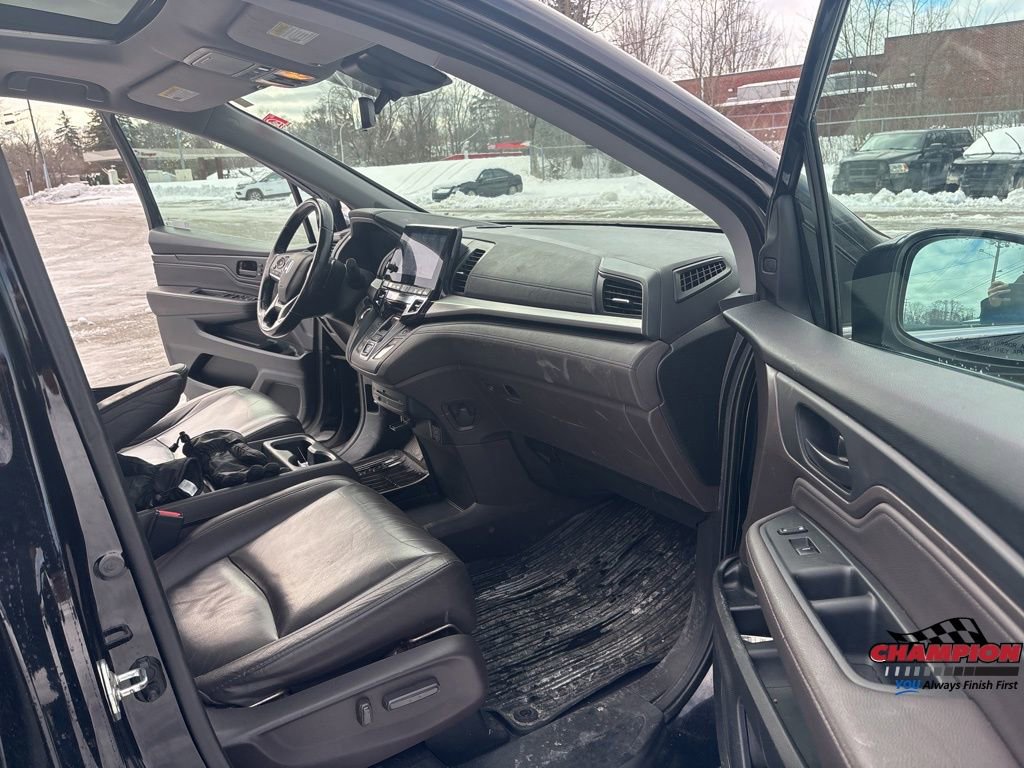 Used 2018 Honda Odyssey Touring image 29