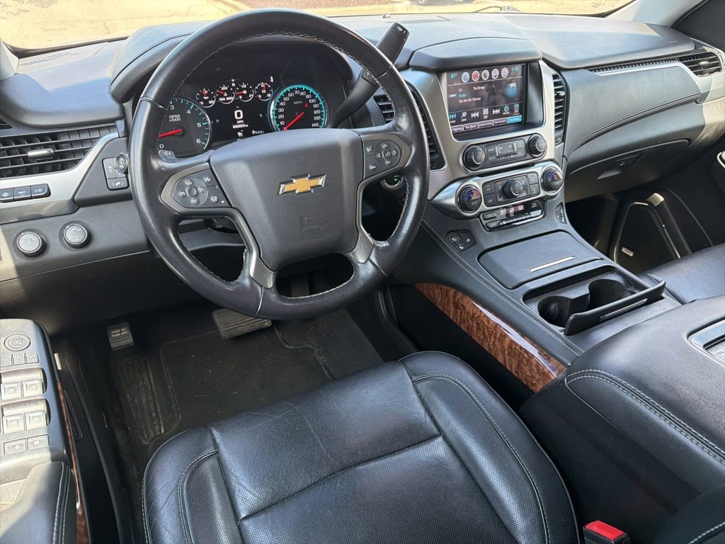 Used 2019 Chevrolet Suburban Premier AWD/4WD image 13