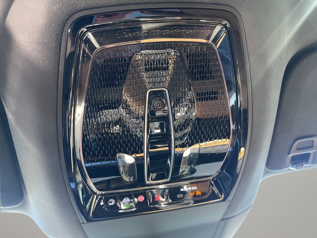 New 2025 Cadillac Escalade IQ Luxury 2 image 31