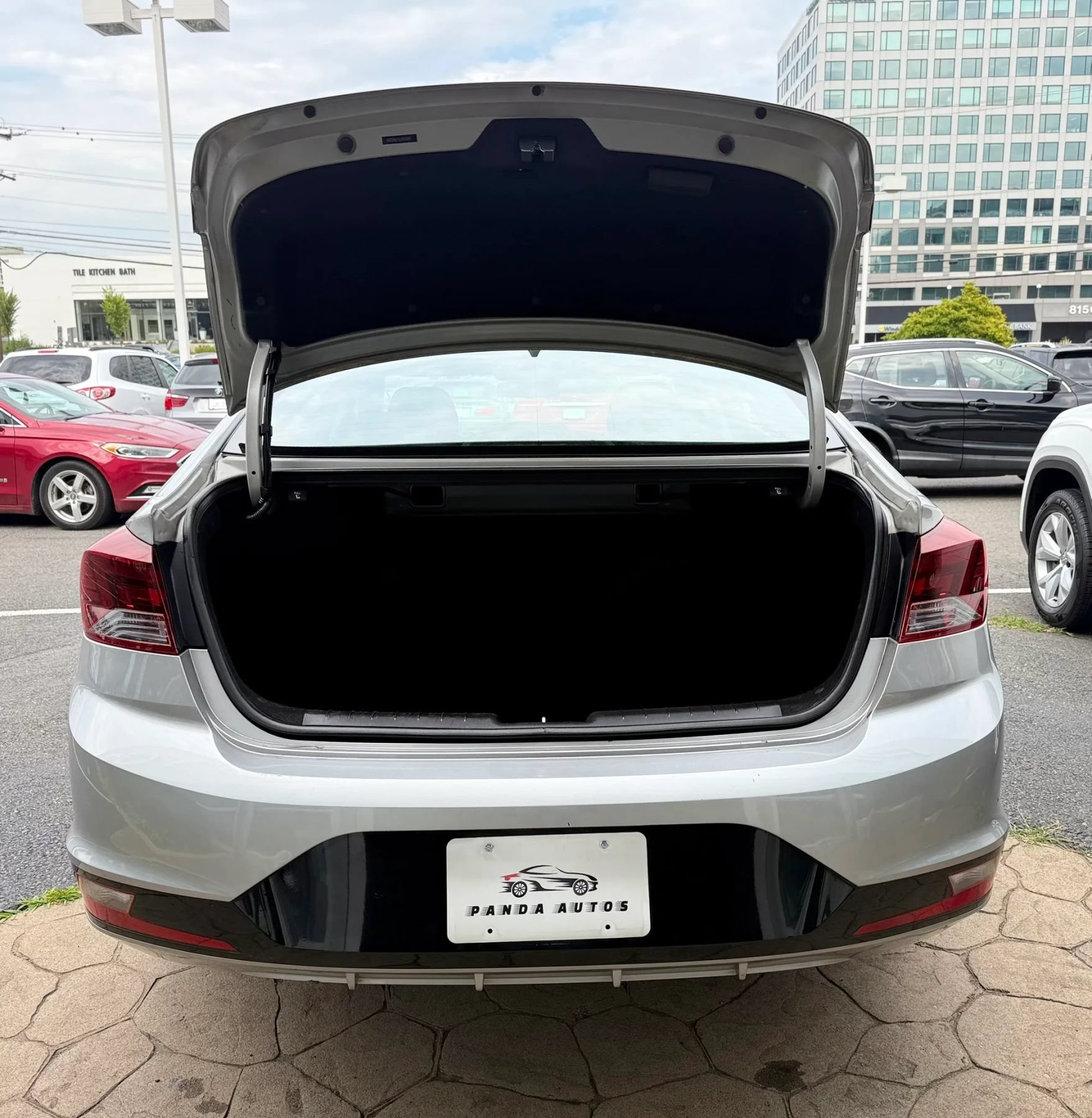 Used 2020 Hyundai Elantra SEL w/ Cargo Package (C1) FWD image 37