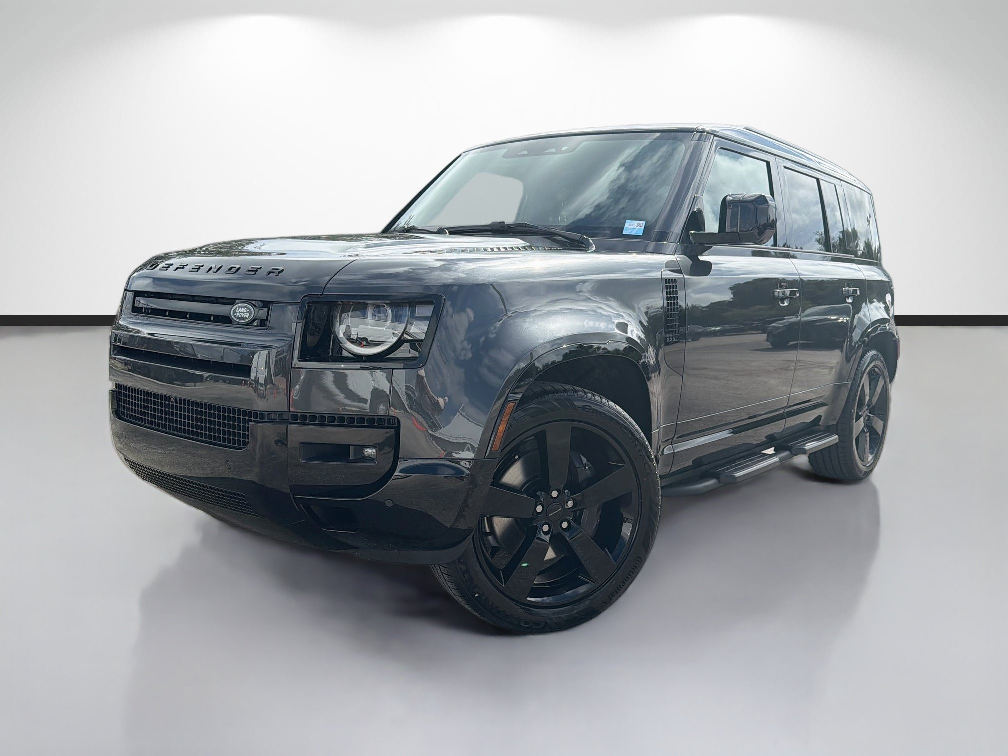 New 2026 Land Rover Defender 110 X-Dynamic SE AWD/4WD image 1