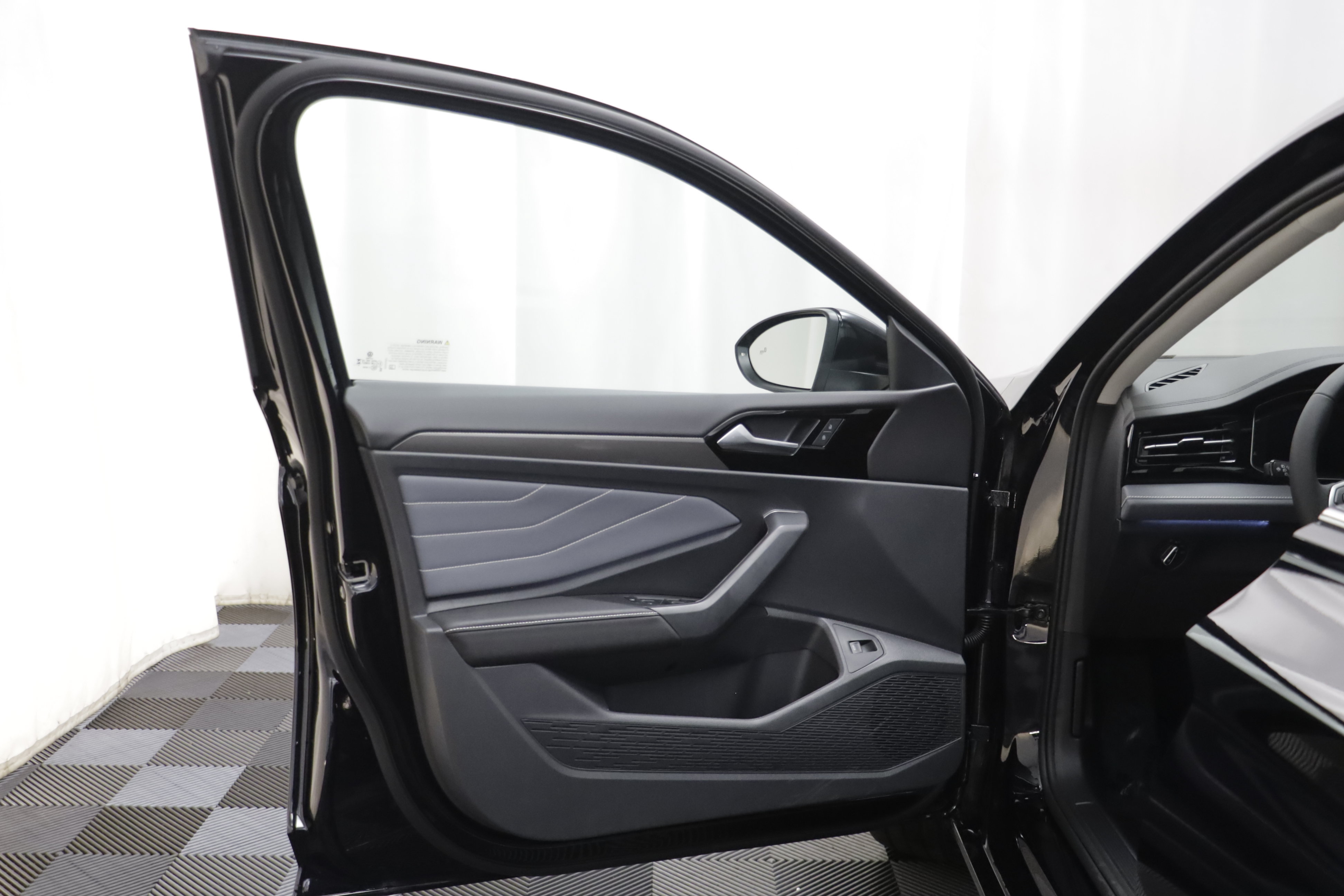 New 2027 Volkswagen Jetta SEL FWD image 5