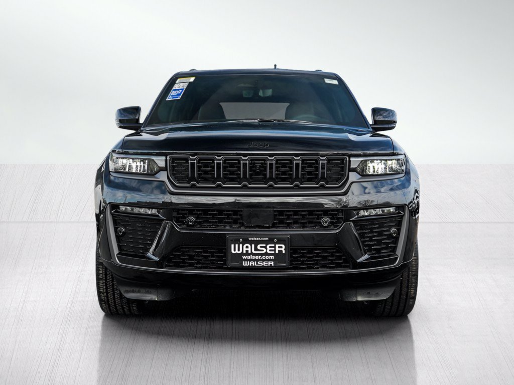 New 2026 Jeep Grand Cherokee Limited AWD/4WD image 2
