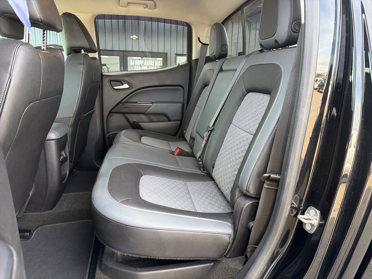 Used 2018 Chevrolet Colorado Z71 AWD/4WD image 15