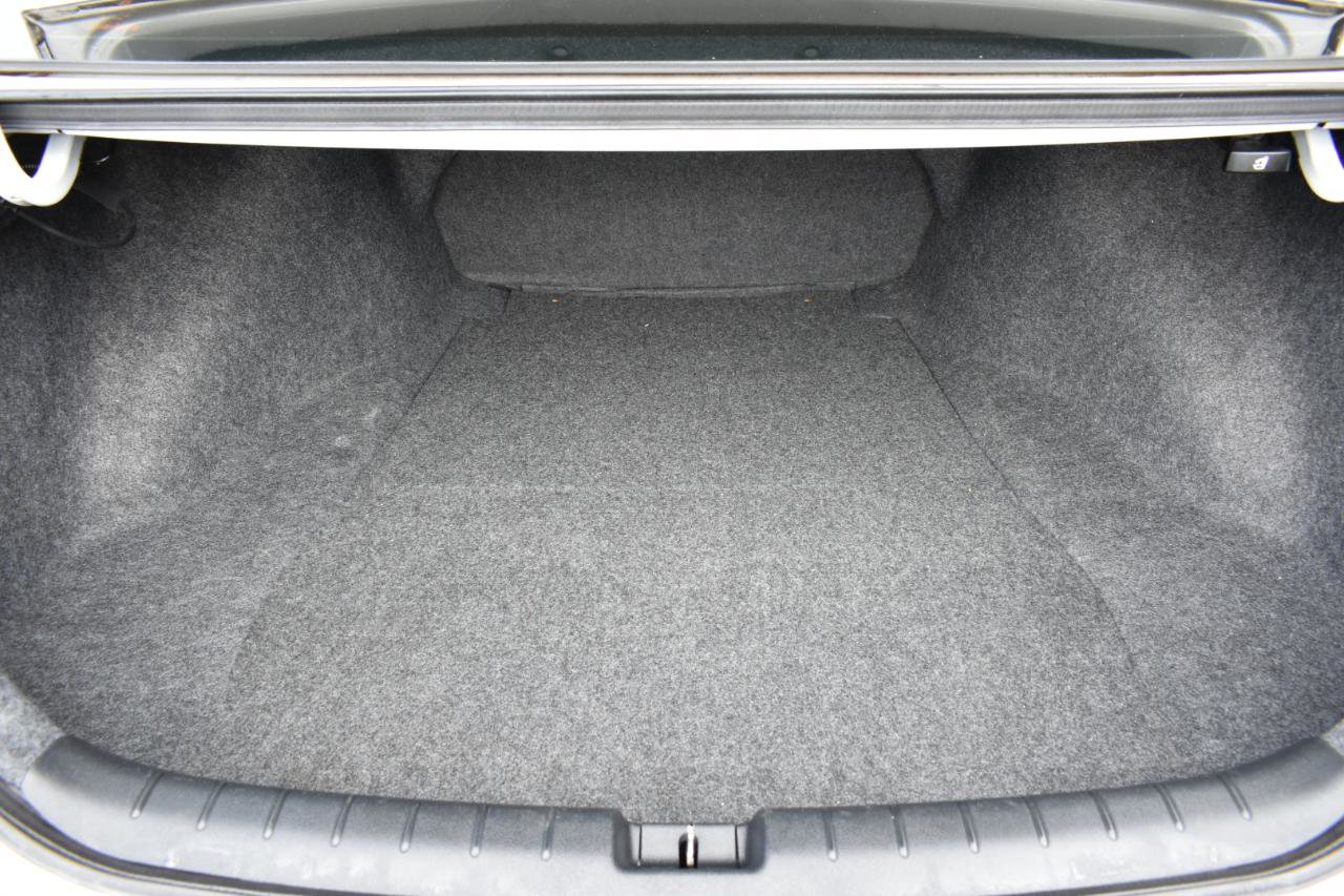 Used 2015 Honda Accord EX-L image 49