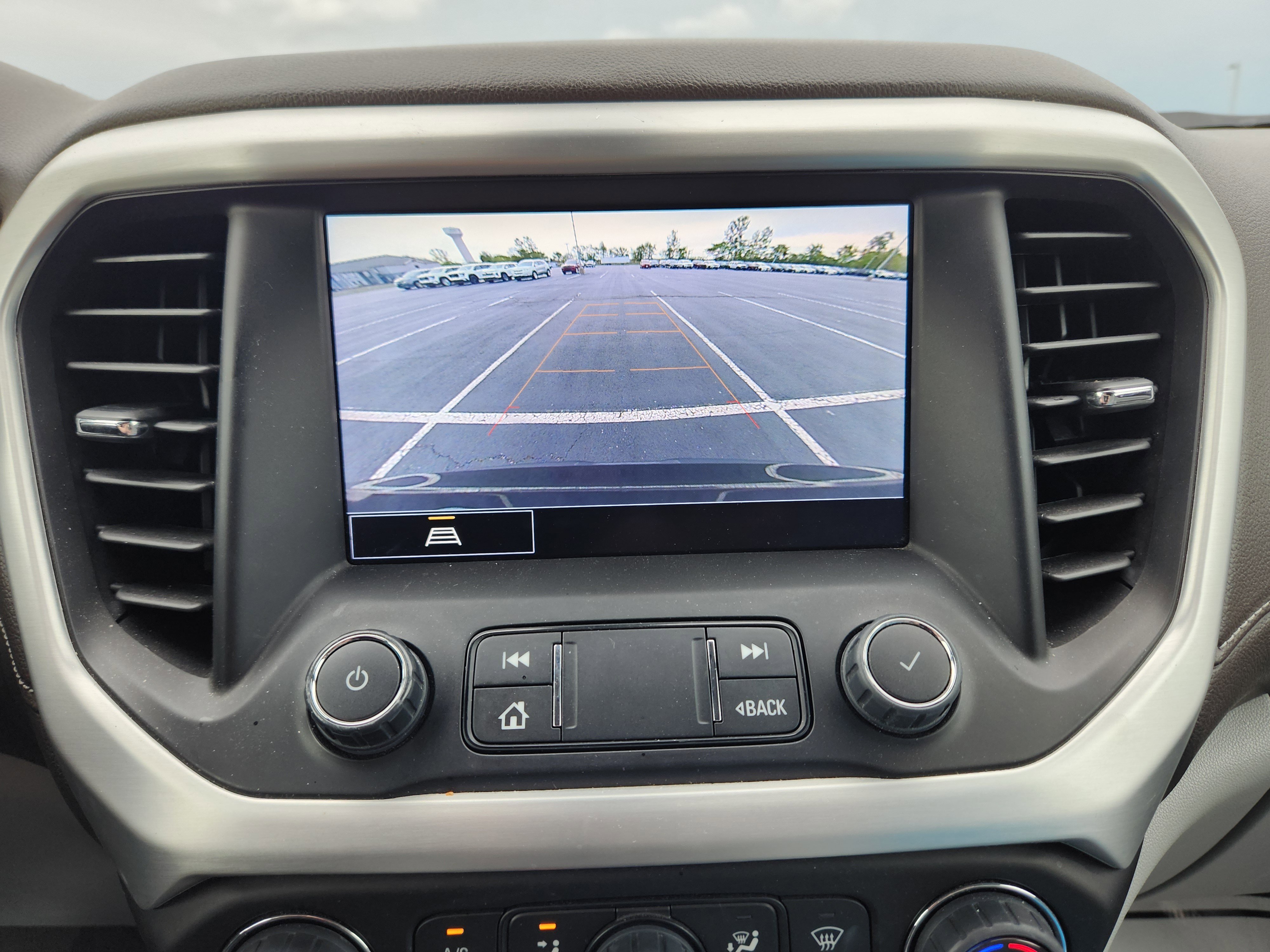 Used 2023 GMC Acadia SLT image 20