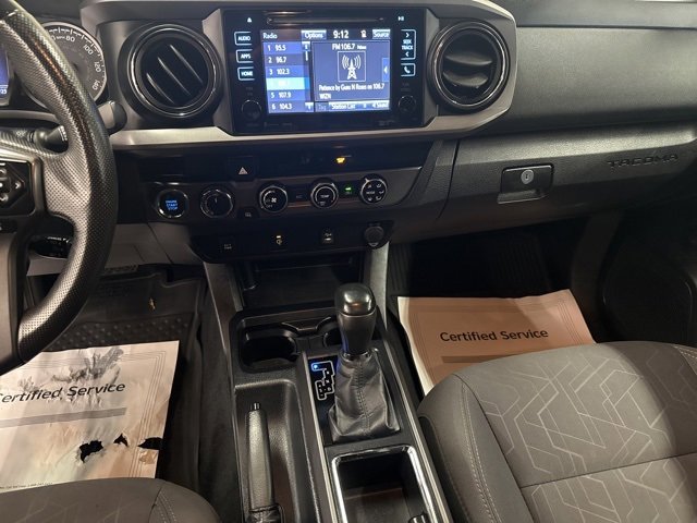 Used 2016 Toyota Tacoma TRD Sport image 18