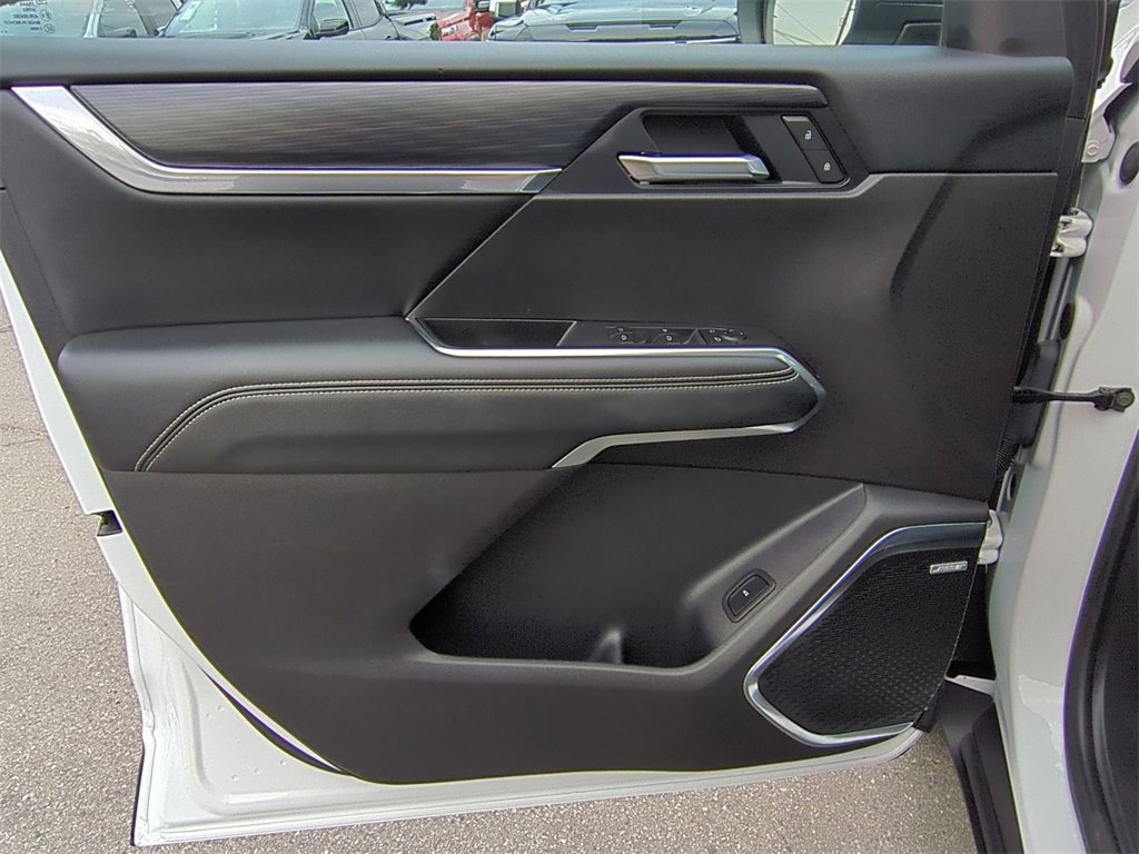 Certified 2025 GMC Acadia Elevation image 17