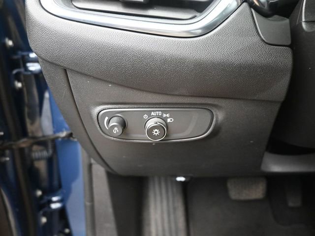 Used 2024 Chevrolet Equinox LT image 33