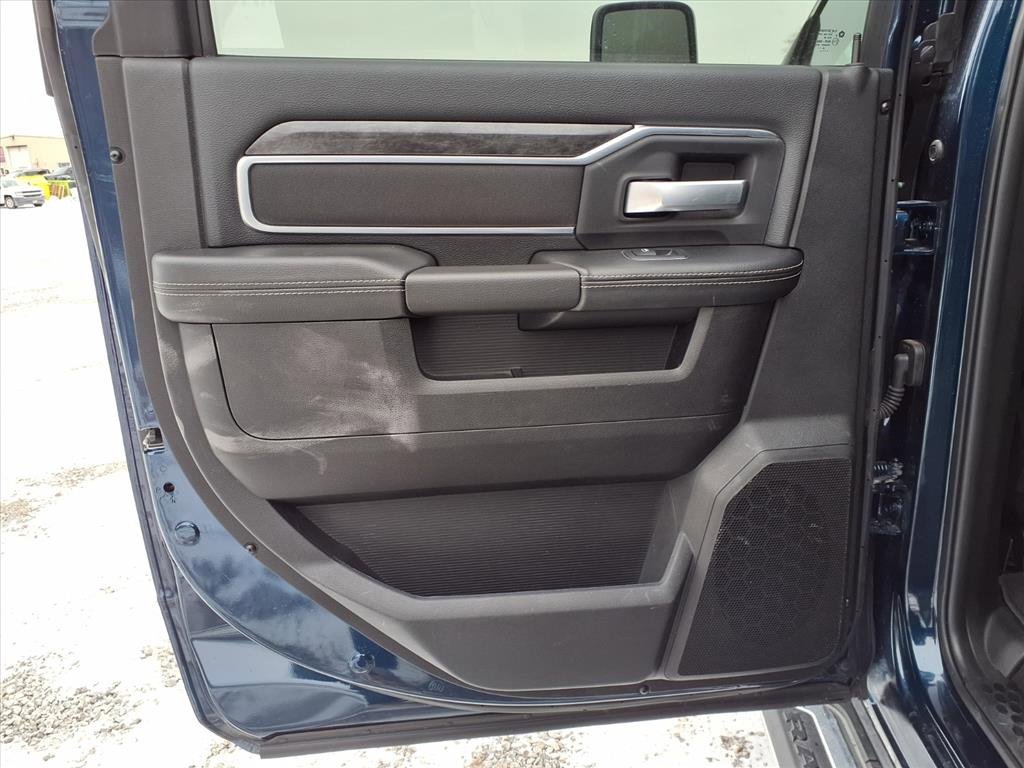 Used 2024 RAM 2500 Big Horn w/ Bed Utility Group image 29