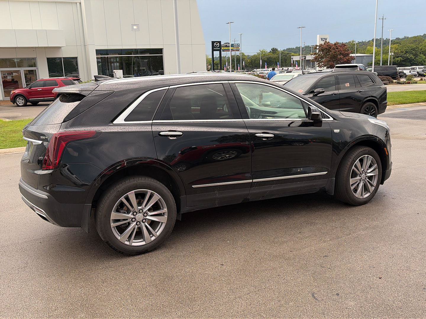 Used 2023 Cadillac XT5 Premium Luxury w/ LPO, Floor Liner Package AWD/4WD image 15